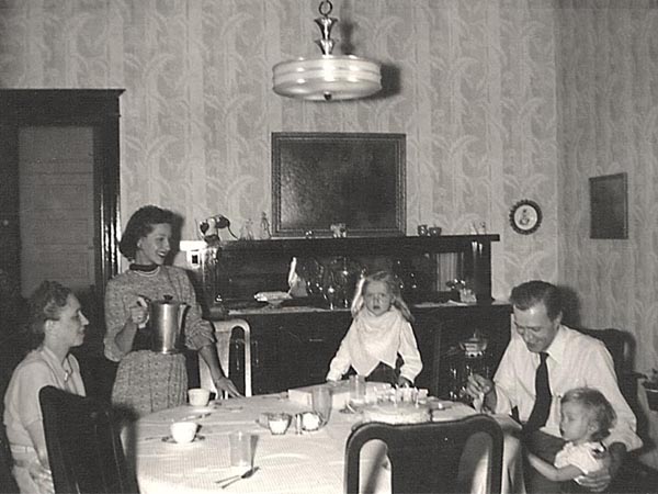 The Bishops In The Polteveques Dining Room