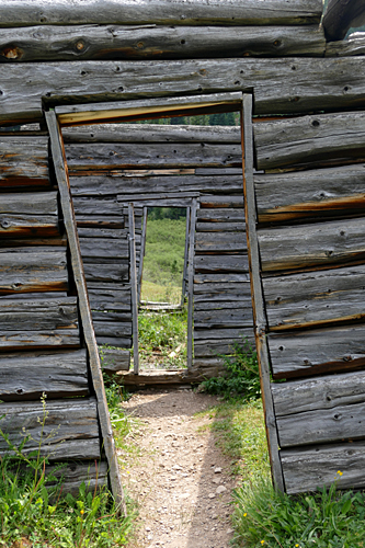 Indepent Doorways